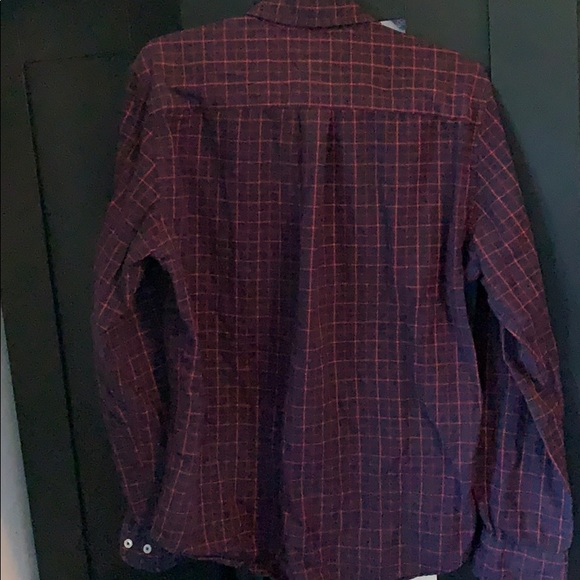 Tommy Hill figure button down size medium - Picture 3 of 4